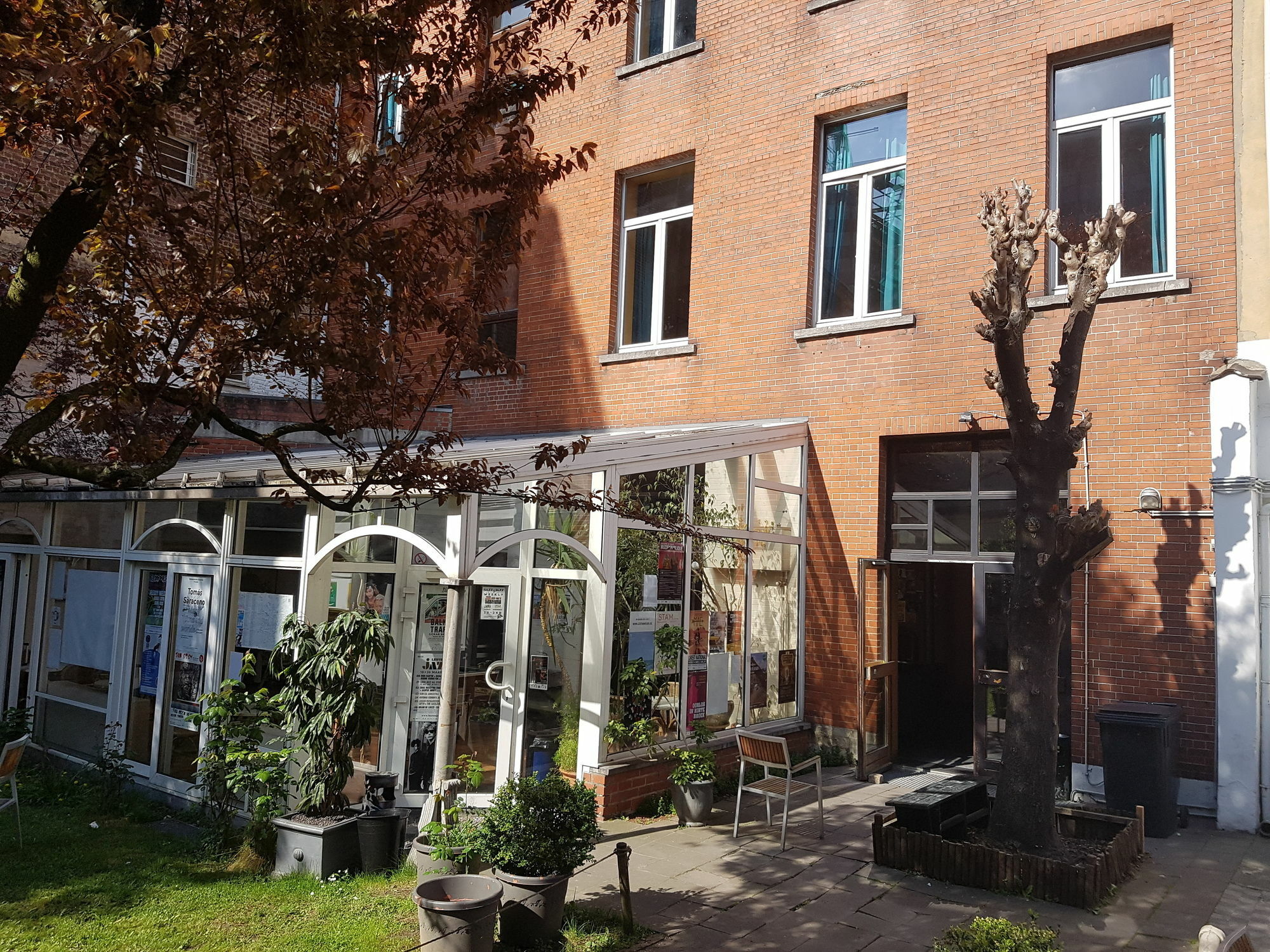 Van Gogh Youth Hostel City Centre Saint-Josse-ten-Noode Exterior foto